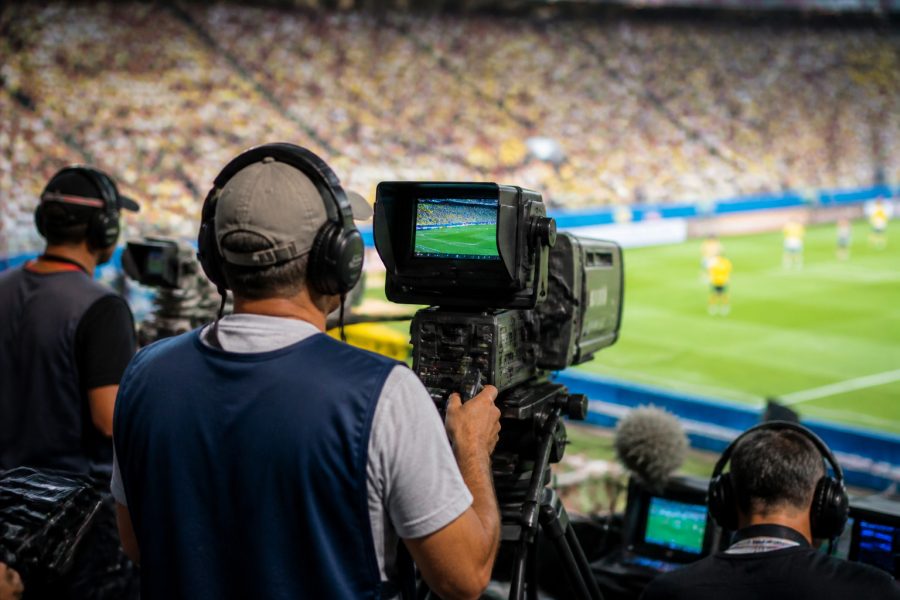 Após Copa, saiba as transmissões importantes de Globo, SBT, Cazé TV e mais