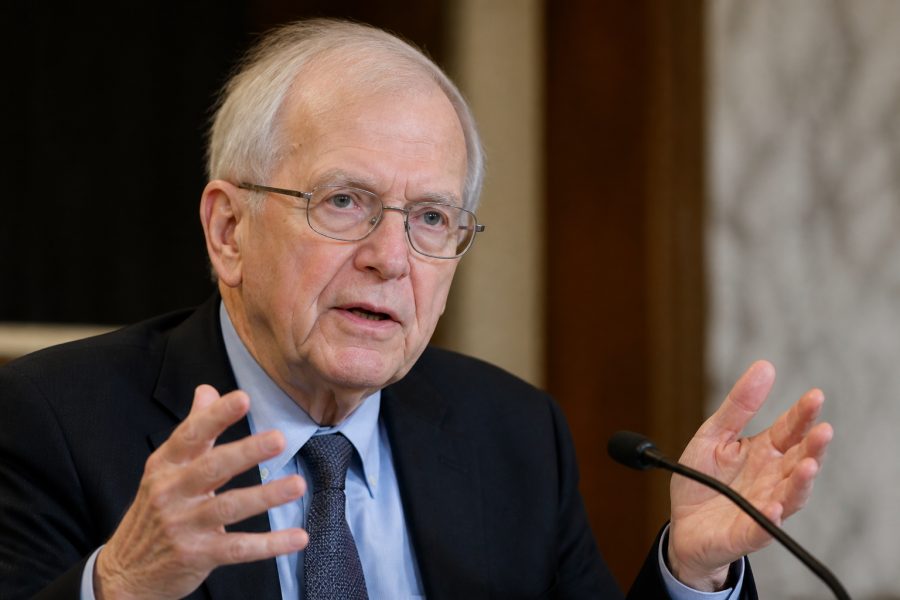 Nobel de Economia afirma que impacto da IA no emprego é exagerado
