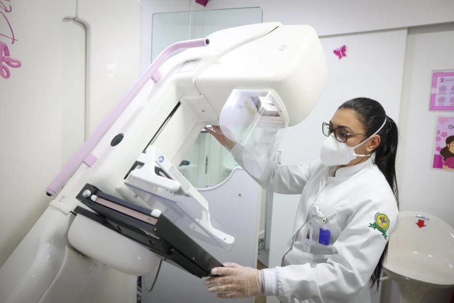 Carreta de prevenção do câncer de mama atende mulheres em Mauá até 22 de agosto