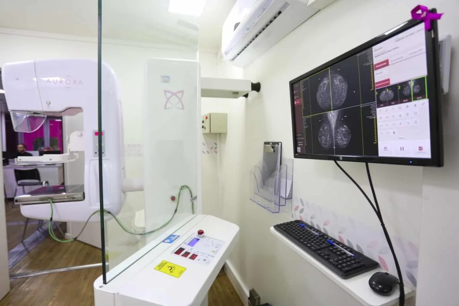 Carretas de Mamografia levam exames gratuitos para mulheres em 10 municípios; veja quais