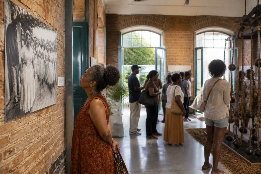 Exposição “Território Inventivo Pequena África” no Muhcab destaca resistência afro-brasileira