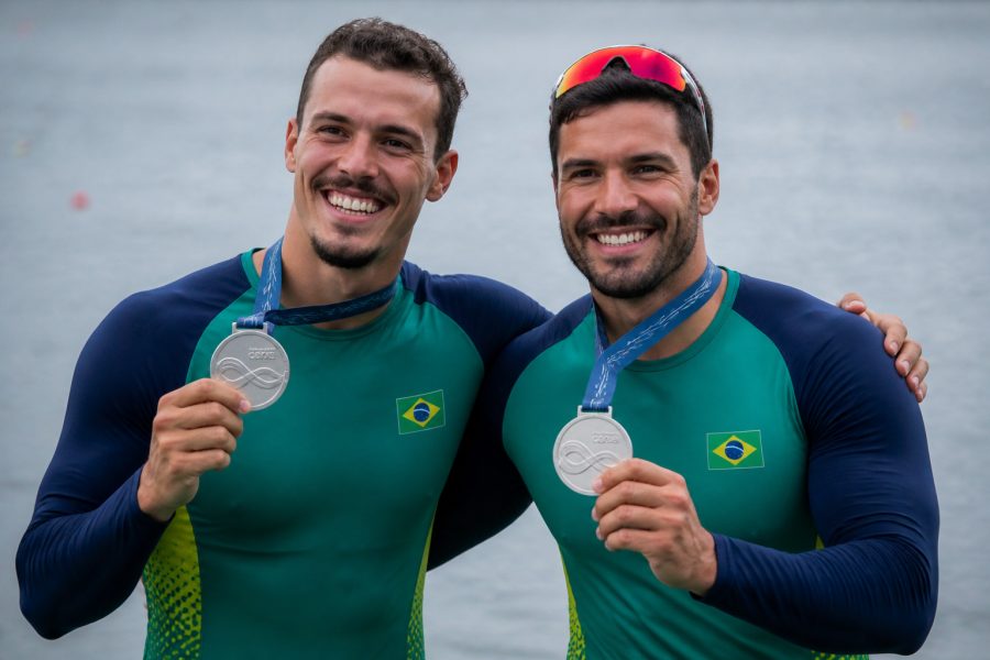 Jacky Godmann e Gabriel Nascimento brilham com prata no Mundial de Canoagem