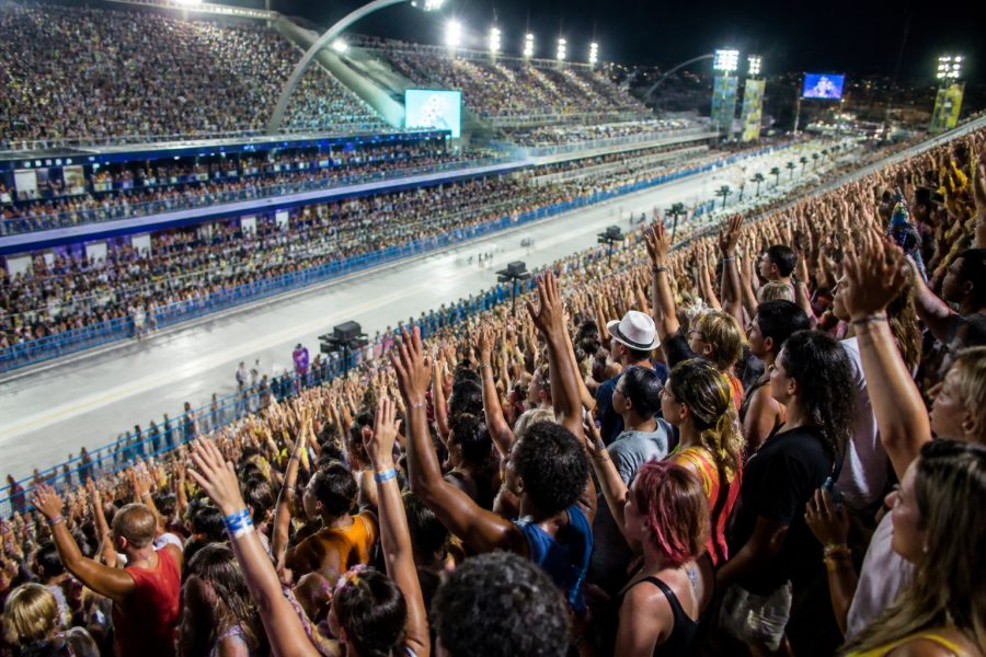 Ingressos para o Carnaval 2027 no Rio já estão à venda na Marquês de Sapucaí