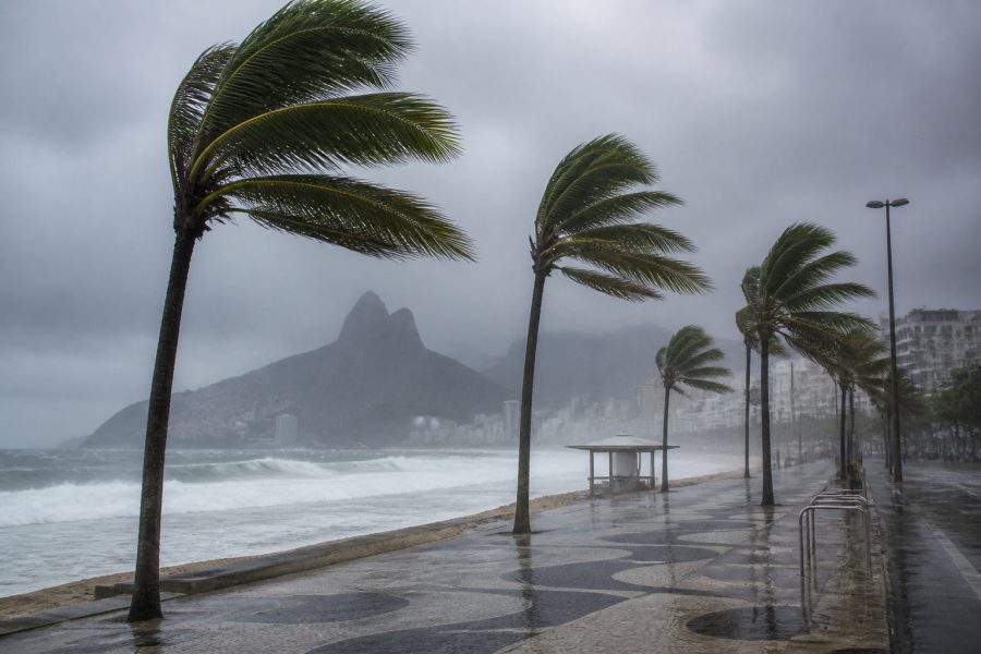 Alerta de ventos fortes no Rio: rajadas podem chegar a 100 km/h