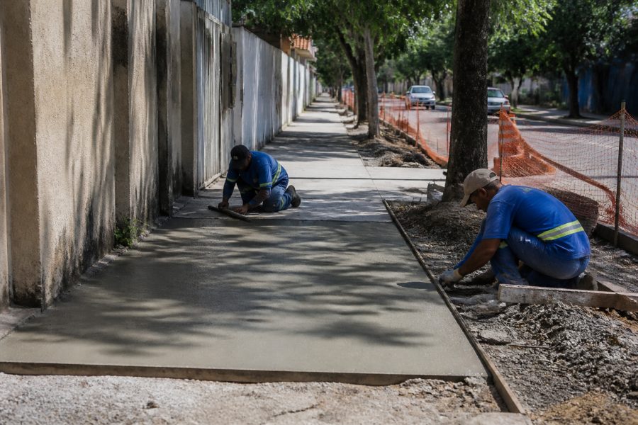 Obras no Jardim Áurea entram na fase final de recuperação das calçadas