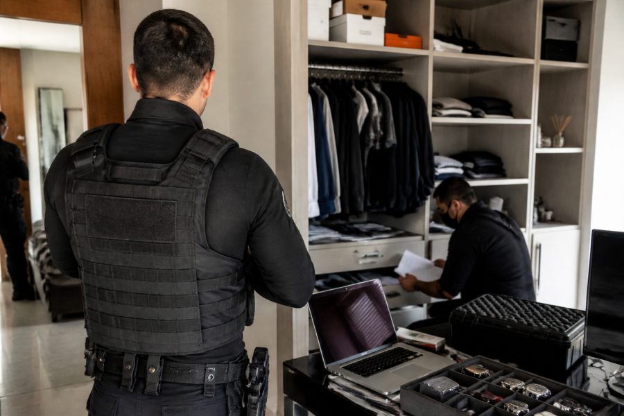 Polícia Federal faz operação contra lavagem de dinheiro de bets