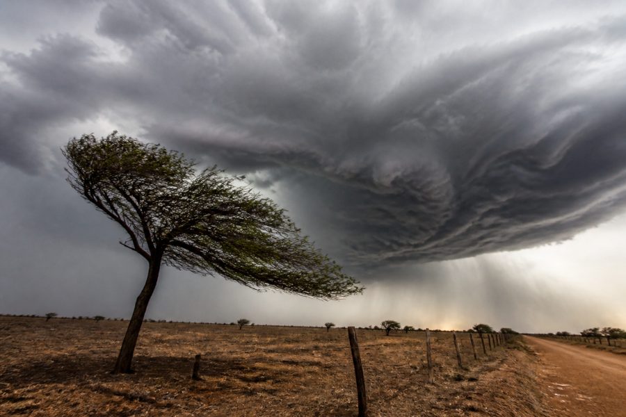 Inmet emite alertas meteorológicos: seca, tempestades e vendavais