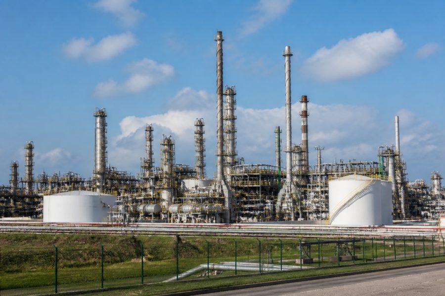 Refinaria de Mataripe reduz preço da gasolina em 11,3%
