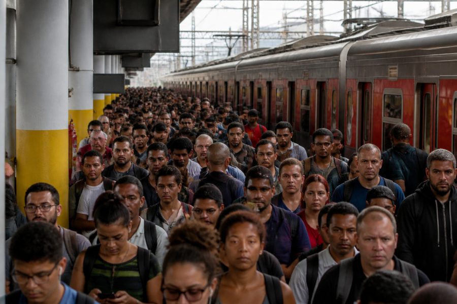 Greve na CPTM afeta linhas de trem e impacta 1 milhão de usuários