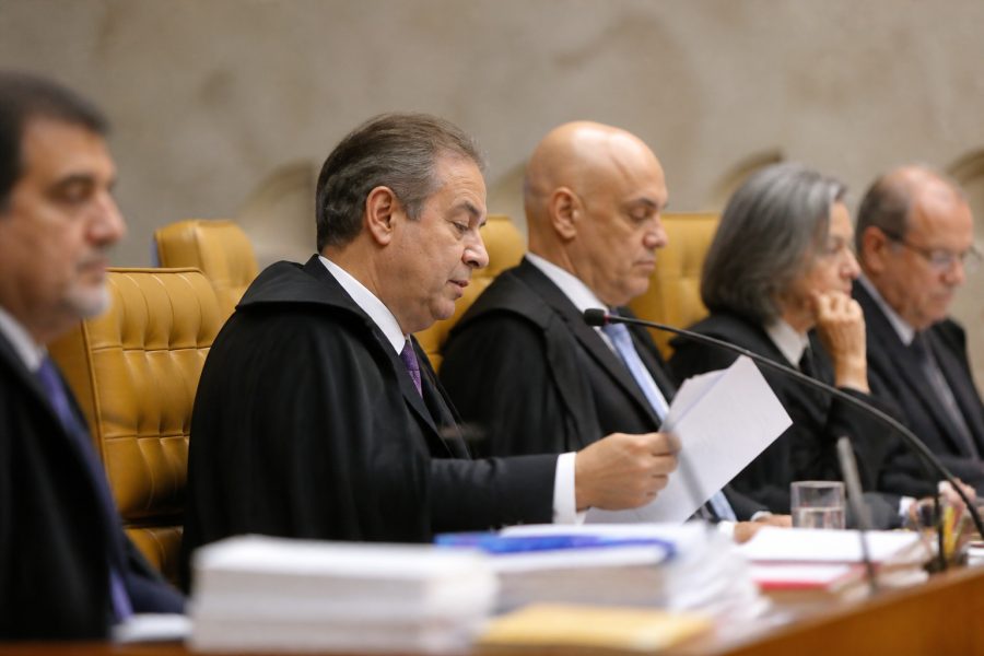 STF determina a suspensão de pagamentos excessivos a magistrados