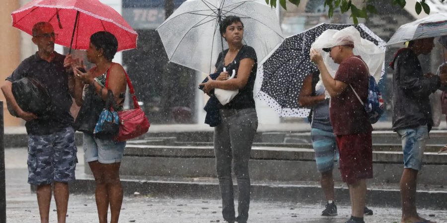 Alerta de Tempestades: Inmet prevê chuvas no Sudeste e Sul do Brasil