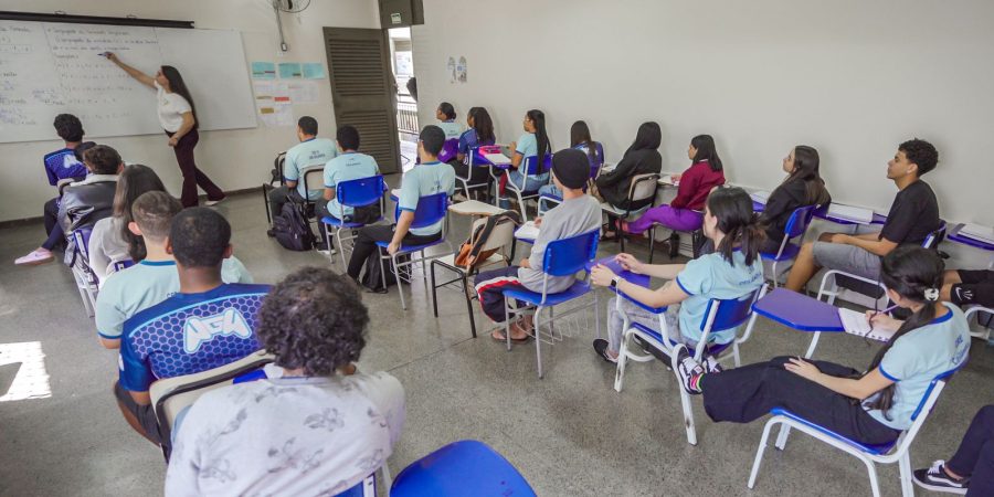 Brasil avança no Pisa, mas ainda enfrenta desafios na educação
