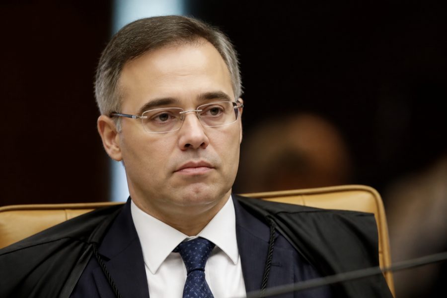 André Mendonça confirma único encontro com ex-banqueiro Vorcaro